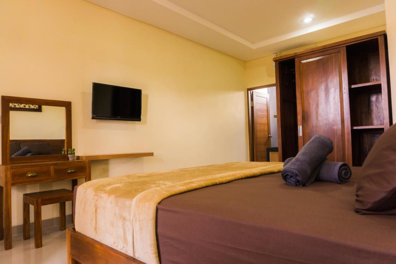 Cakra House Hotel Denpasar Kültér fotó