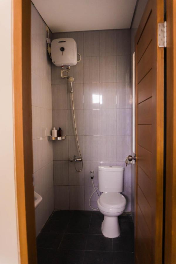 Cakra House Hotel Denpasar Kültér fotó